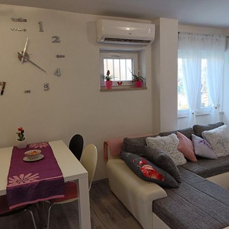 Apartments Mary & Free Parking Ровінь Номер фото