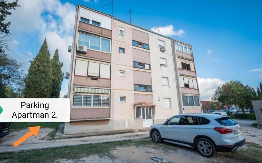 Apartments Mary & Free Parking Ровінь Номер фото
